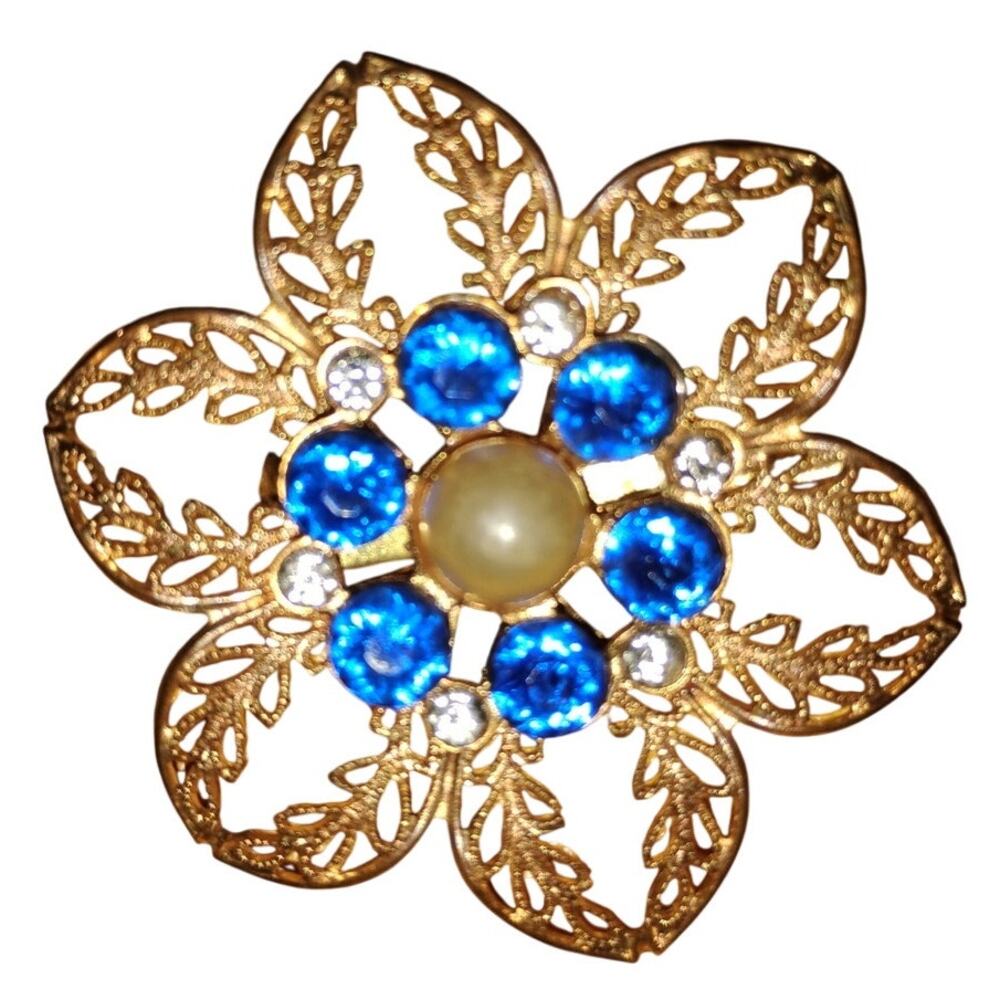 Vintage 1950s Blue Rhinestone Filigree Flower Brooch 1.75"